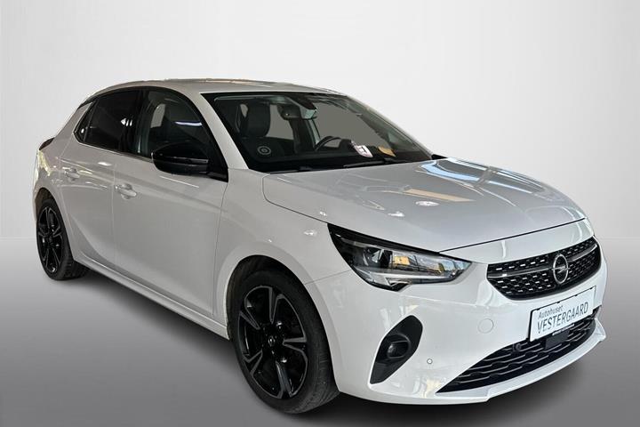Hvid Opel Corsa fra 2021