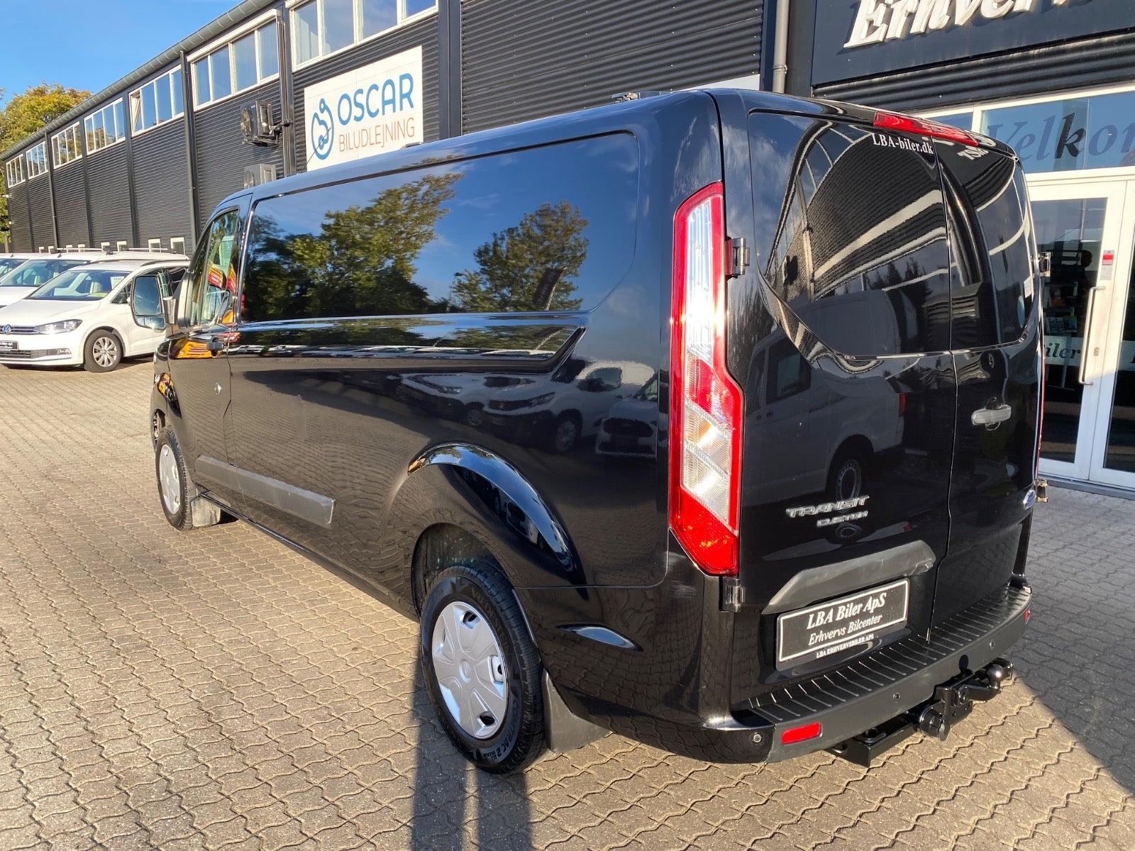 Sort Ford Transit Custom 300 L2 fra 2022