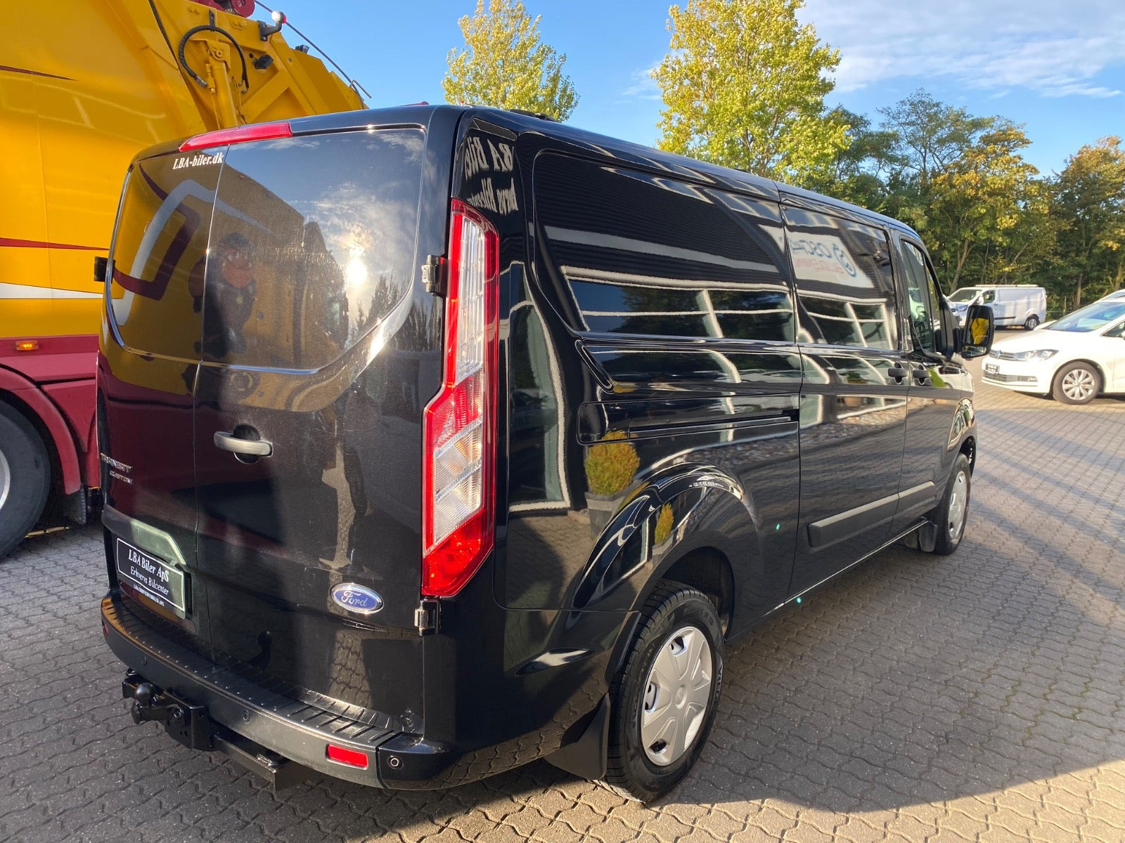 Sort Ford Transit Custom 300 L2 fra 2022