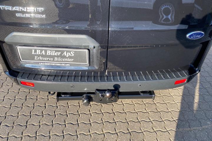 Sort Ford Transit Custom 300 L2 fra 2022