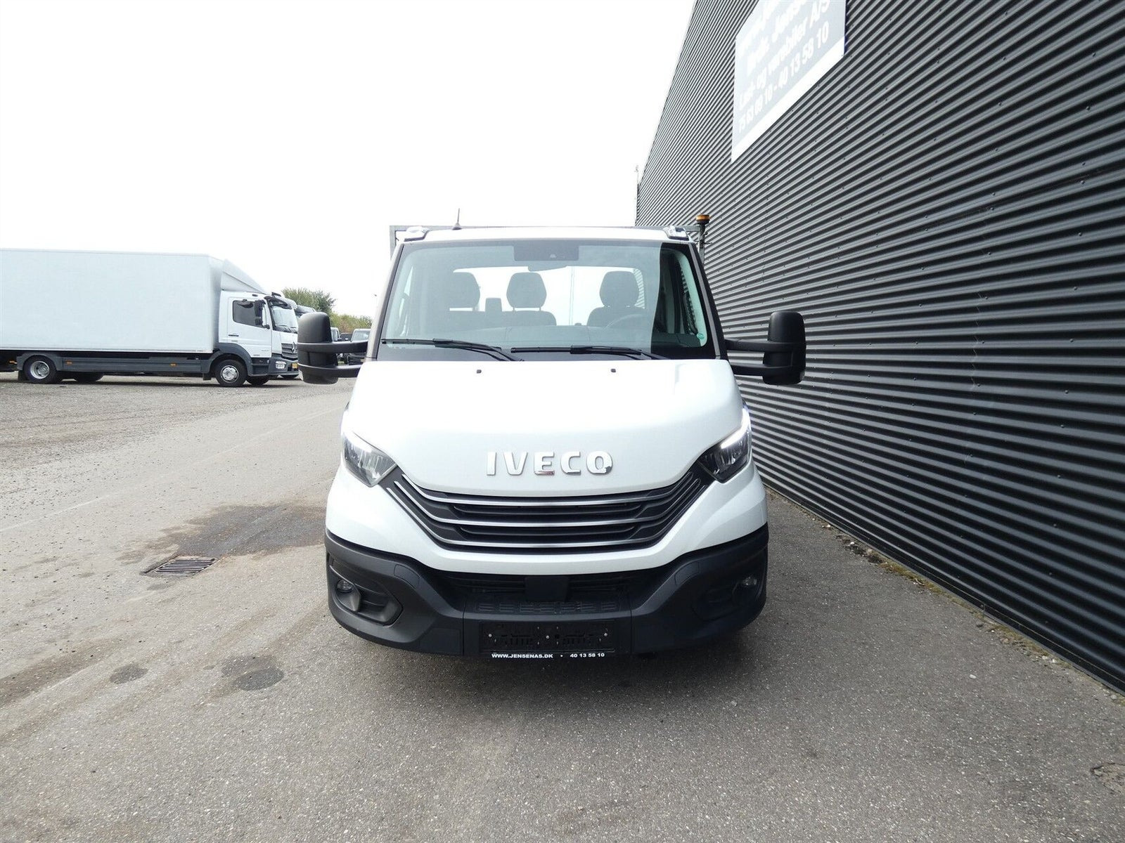 Hvid Iveco Daily fra 2023