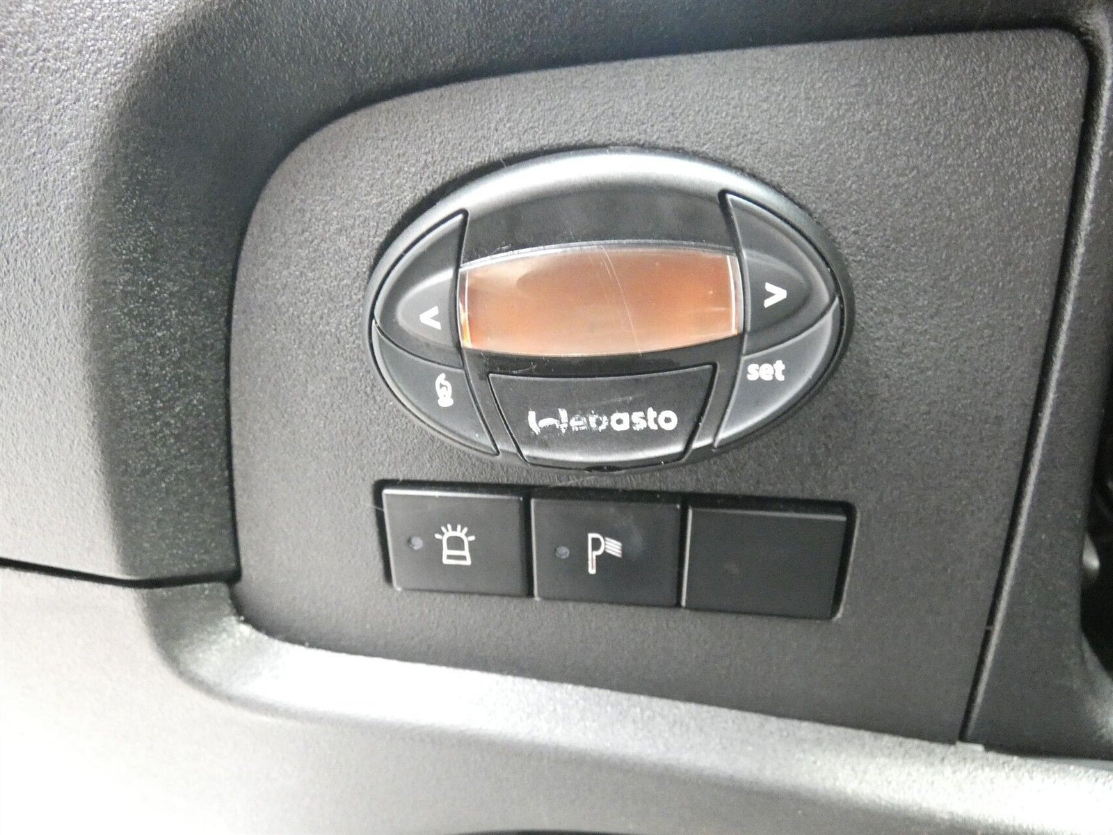Hvid Iveco Daily fra 2023