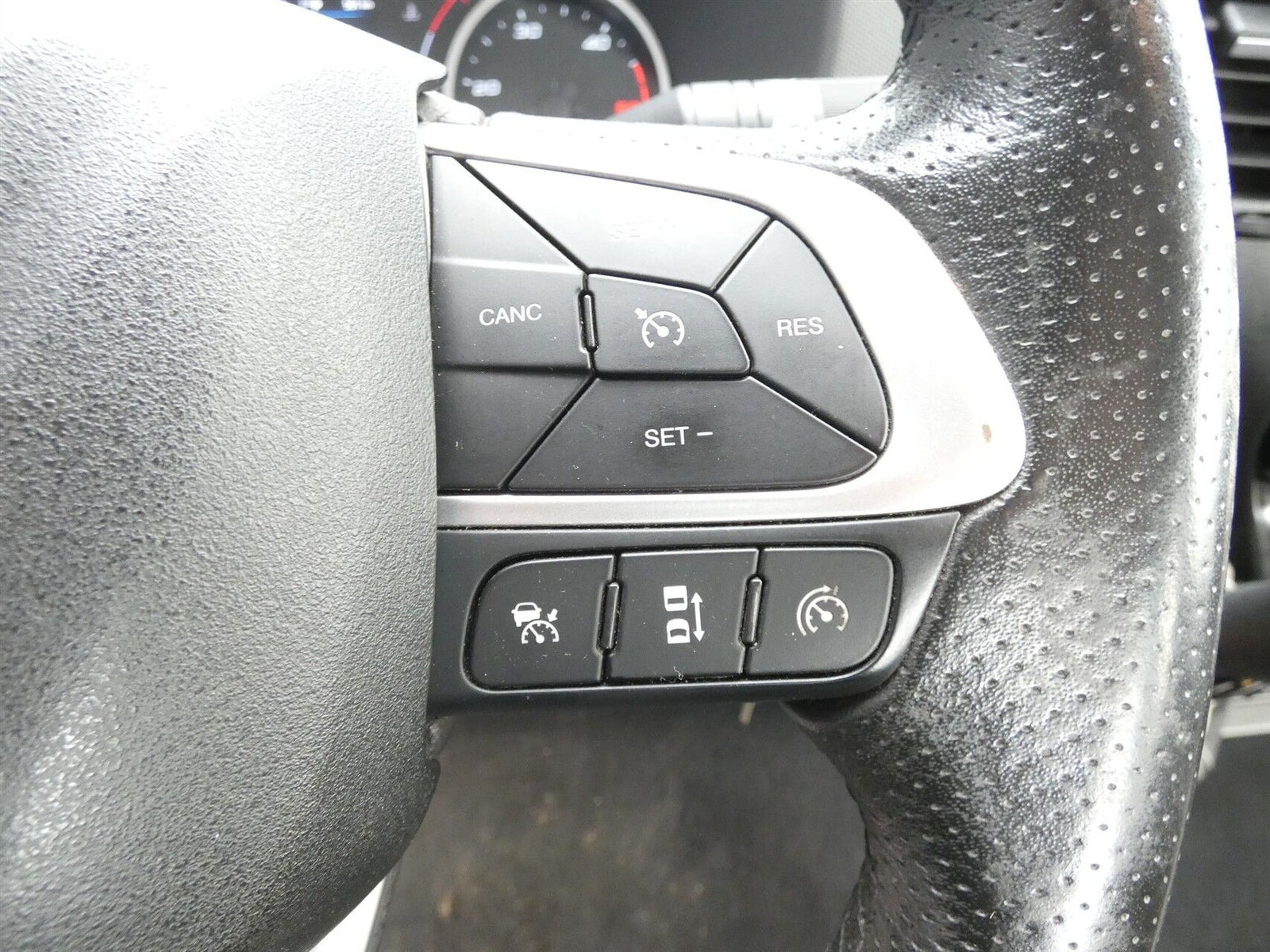 Hvid Iveco Daily fra 2023