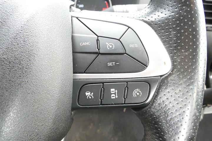 Hvid Iveco Daily fra 2023