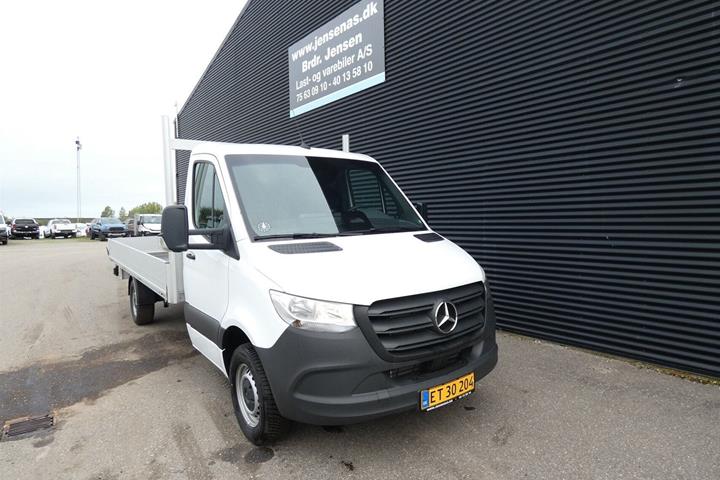 Hvid Mercedes Sprinter 317 fra 2026