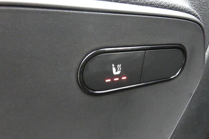 Hvid Mercedes Sprinter 317 fra 2026