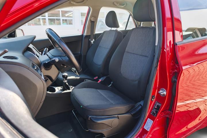 Rød Kia Picanto fra 2016