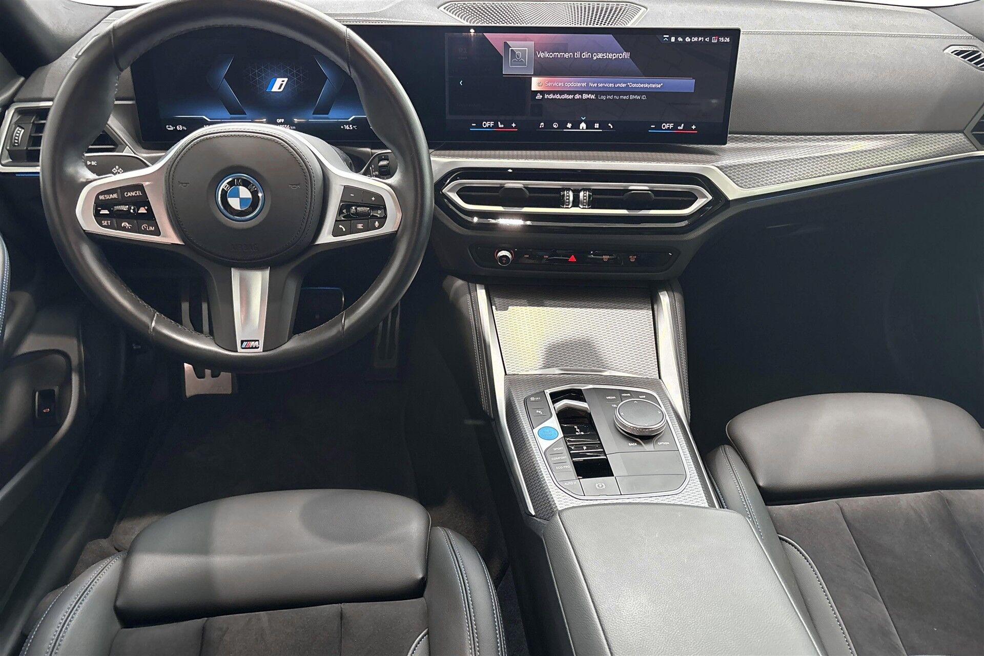Grå BMW i4 fra 2023