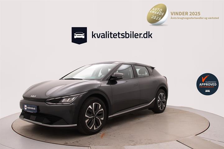 Grå Kia EV6 fra 2025