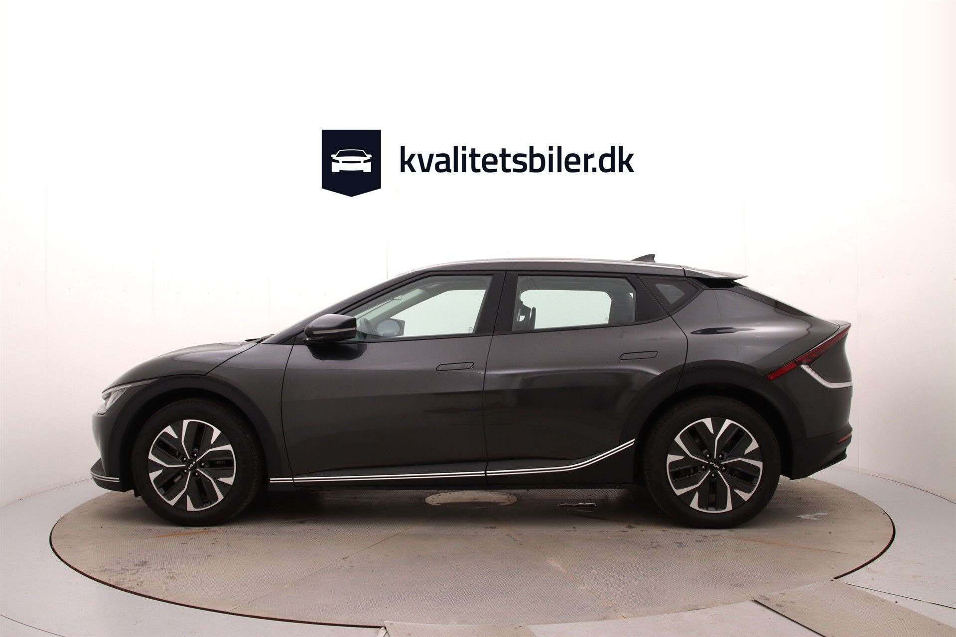 Grå Kia EV6 fra 2025