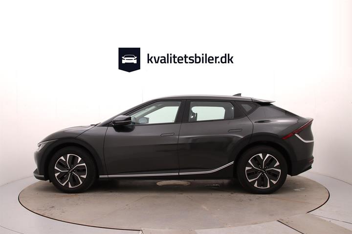 Grå Kia EV6 fra 2025