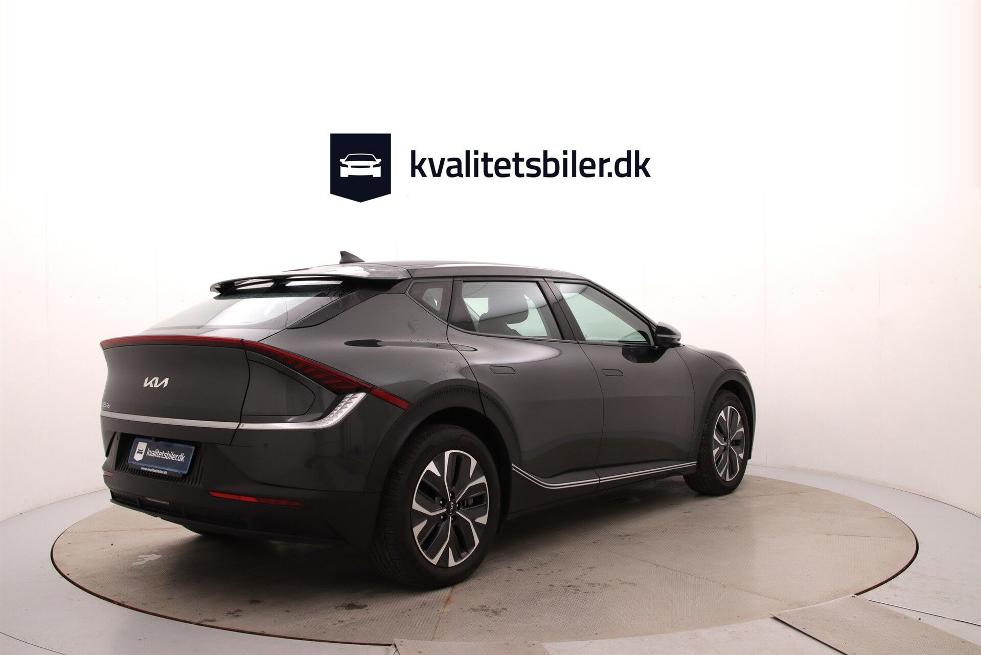 Grå Kia EV6 fra 2025
