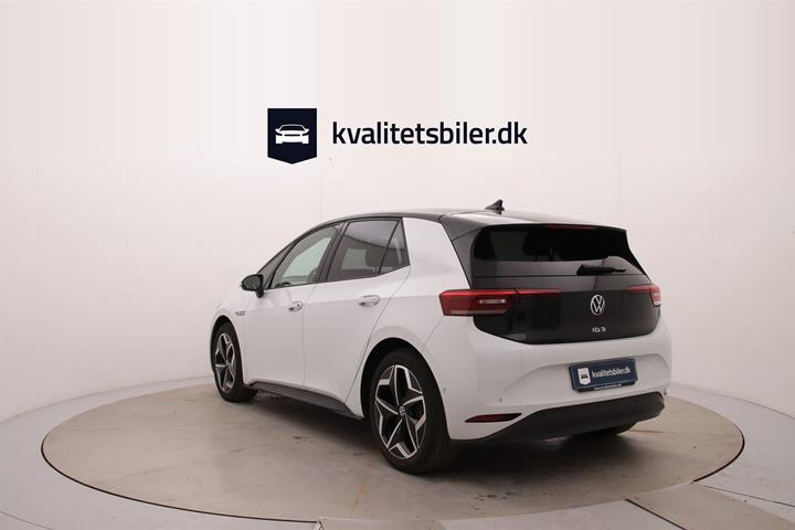 Hvid VW ID.3 fra 2023
