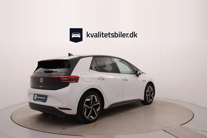 Hvid VW ID.3 fra 2023