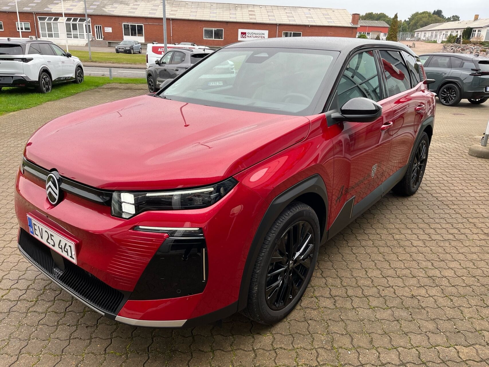 Rød Citroën ë-C5 Aircross fra 2026
