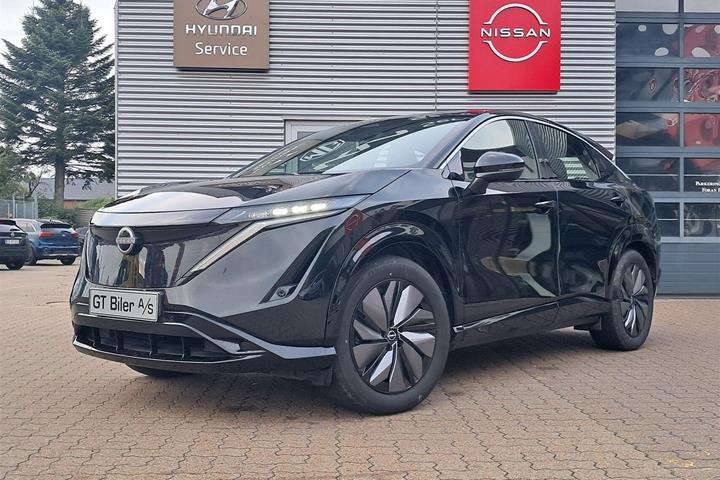 Sort Nissan Ariya fra 2025