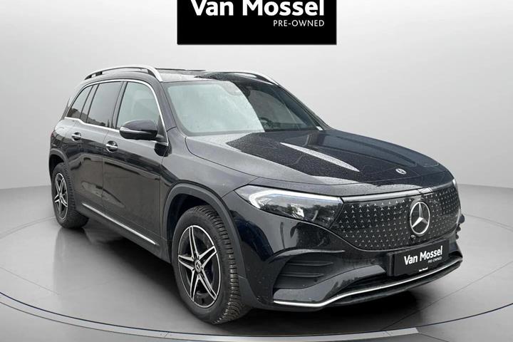 Sort Mercedes EQB250+ fra 2025