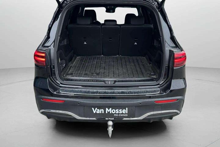 Sort Mercedes EQB250+ fra 2025