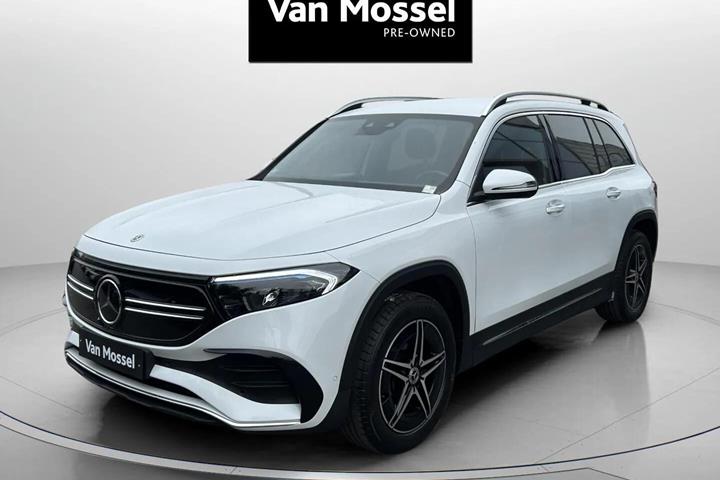 Hvid Mercedes EQB350 fra 2023