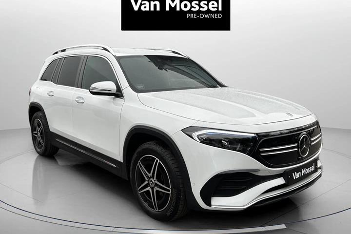 Hvid Mercedes EQB350 fra 2023