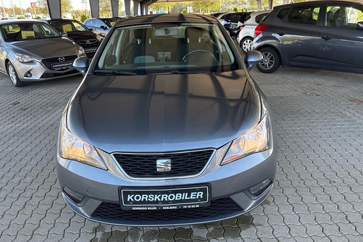 Grå Seat Ibiza fra 2015