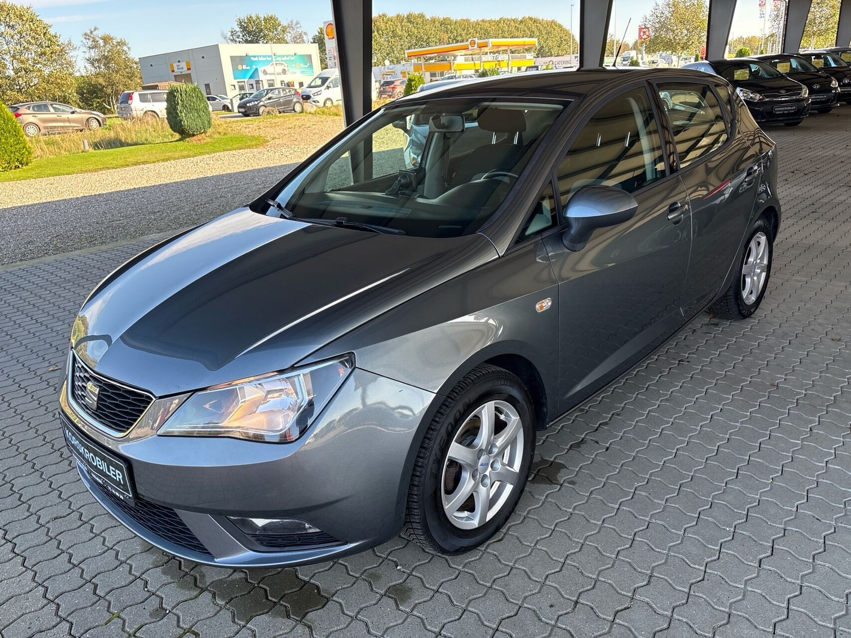 Grå Seat Ibiza fra 2015
