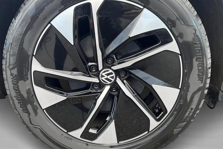 Hvid VW ID.5 fra 2022