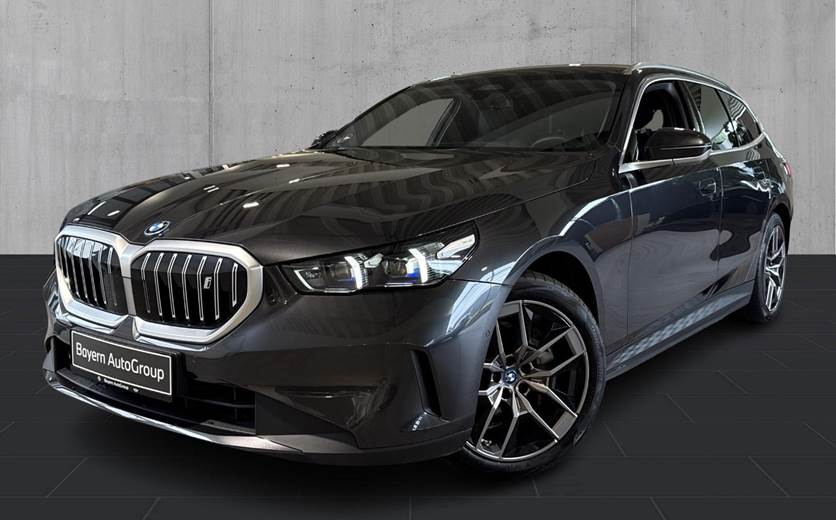 BMW i5 eDrive40 Touring Sport Line