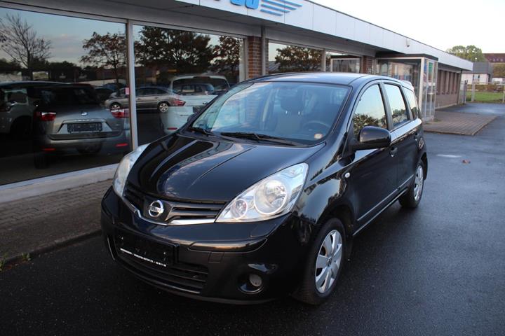 Sort Nissan Note fra 2011
