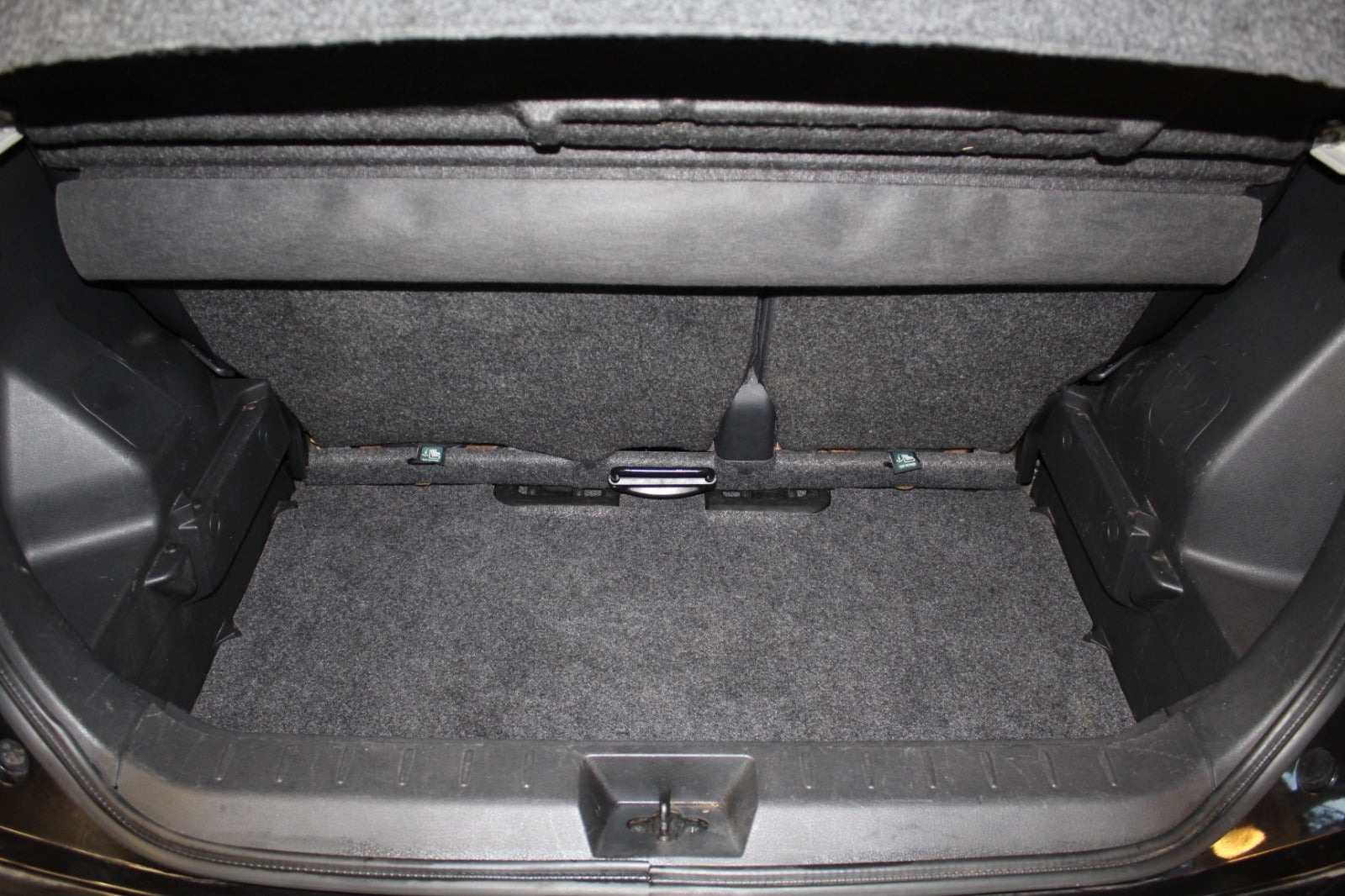 Sort Nissan Note fra 2011