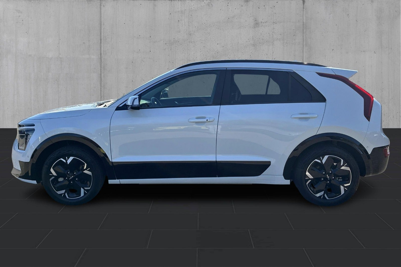 Hvid Kia Niro fra 2025
