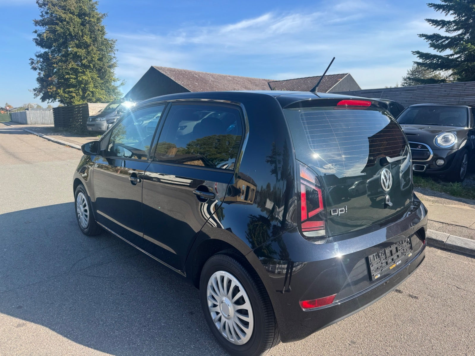 Sort VW UP! fra 2017