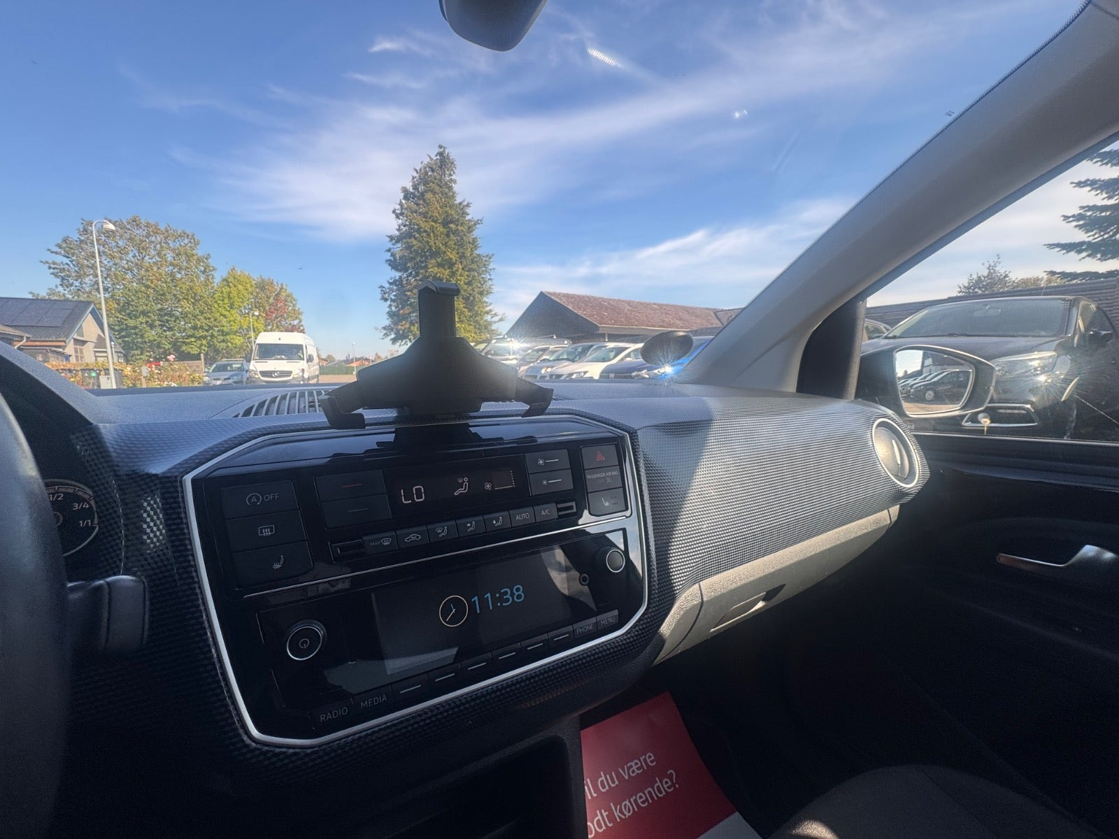 Sort VW UP! fra 2017