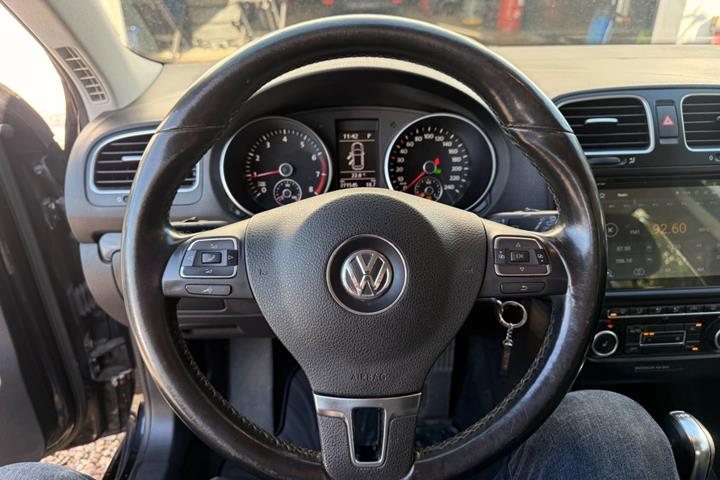 Sort VW Golf VI fra 2011