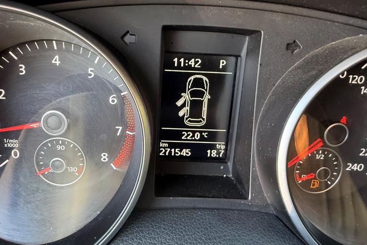 Sort VW Golf VI fra 2011