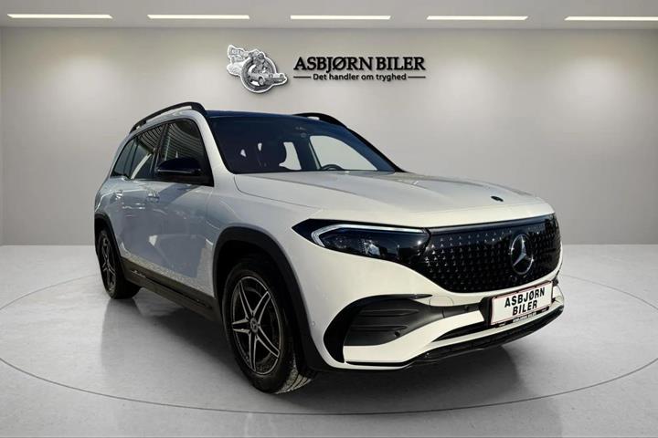 Hvid Mercedes EQB250+ fra 2024