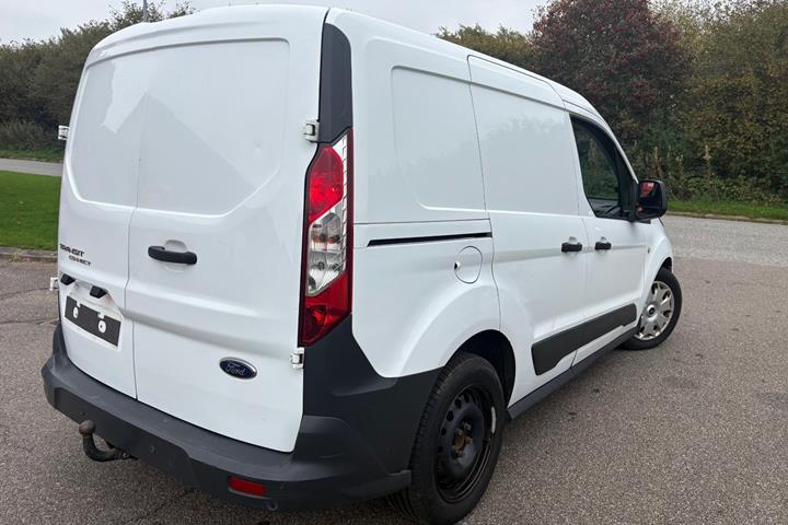 Hvid Ford Transit Connect fra 2017