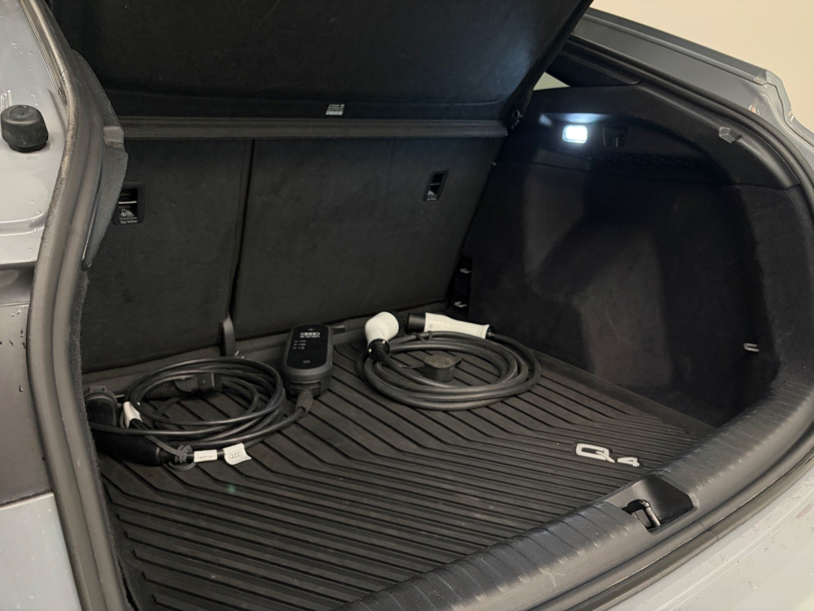 Grøn Audi Q4 e-tron fra 2022