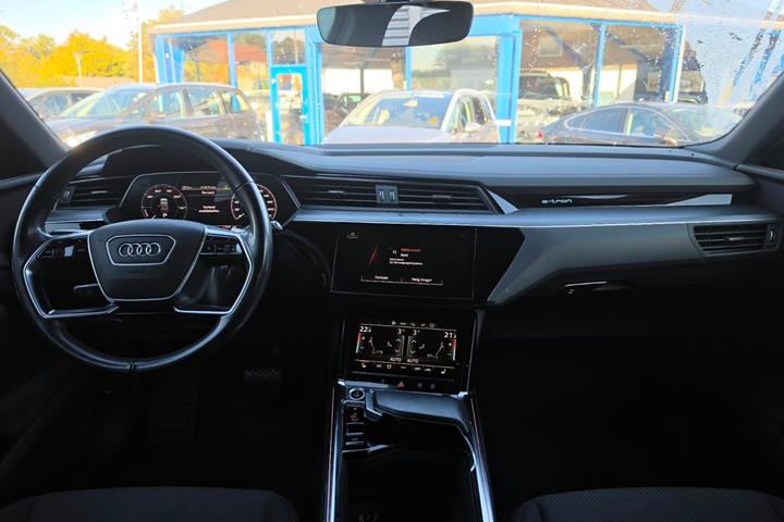 undefined Audi e-tron fra 2021