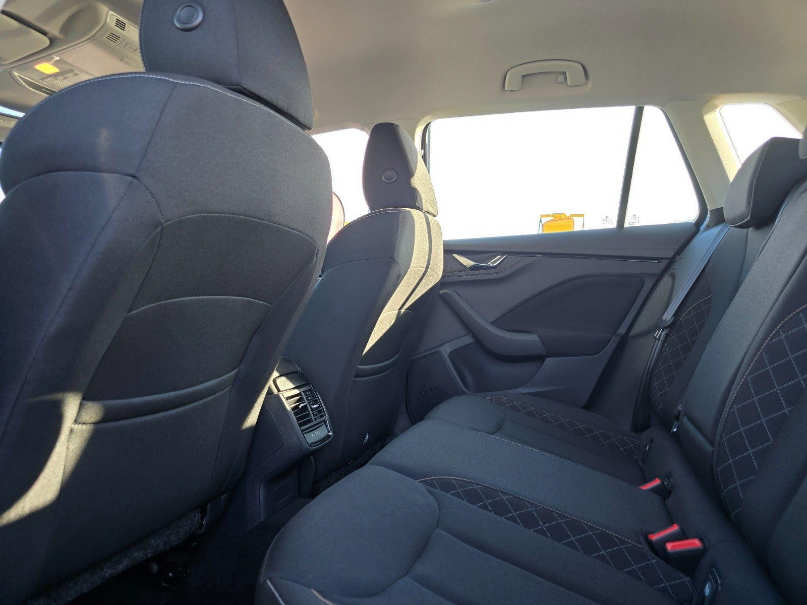 Blå Skoda Kamiq fra 2021