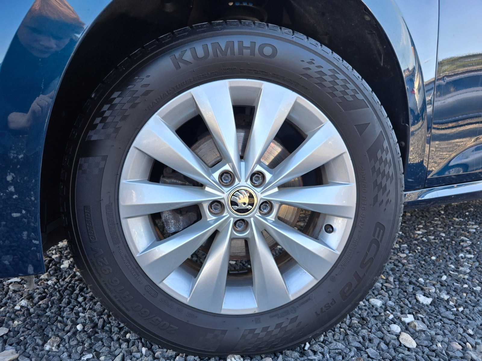 Blå Skoda Kamiq fra 2021