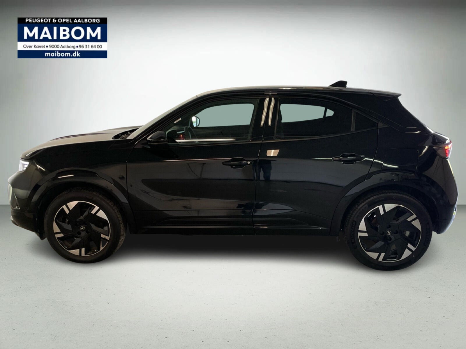 Sort Opel Mokka-e fra 2025