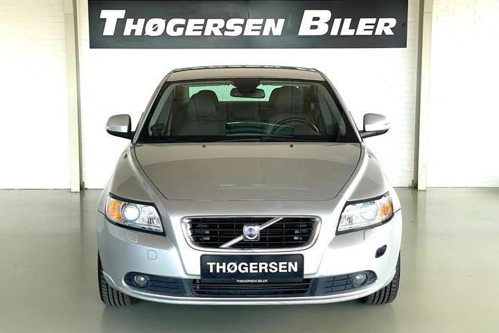 Sølv Volvo S40 fra 2010