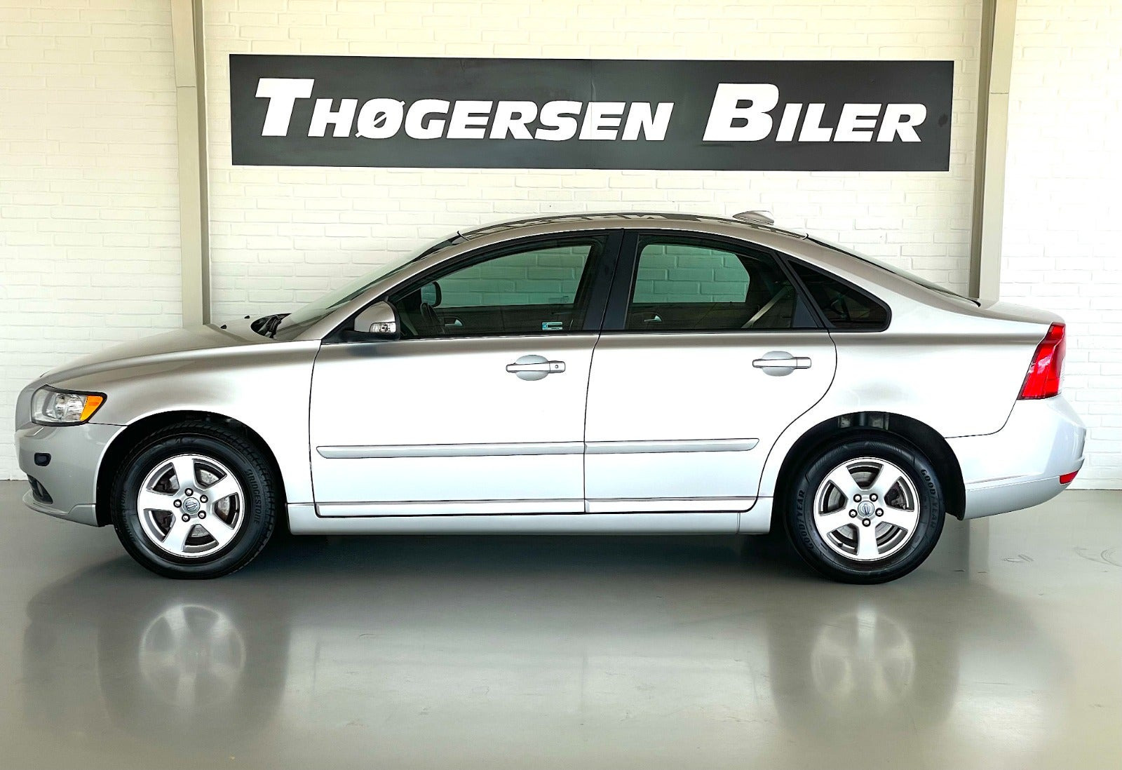 Sølv Volvo S40 fra 2010