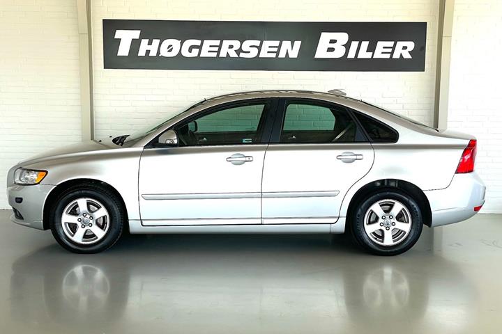 Sølv Volvo S40 fra 2010