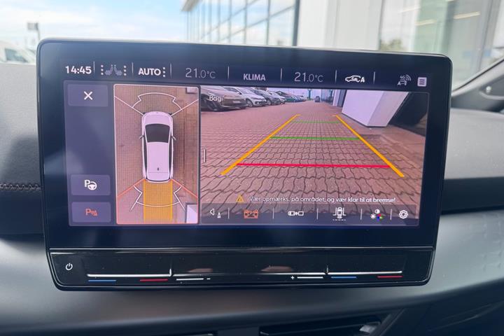 Hvid Cupra Born fra 2023