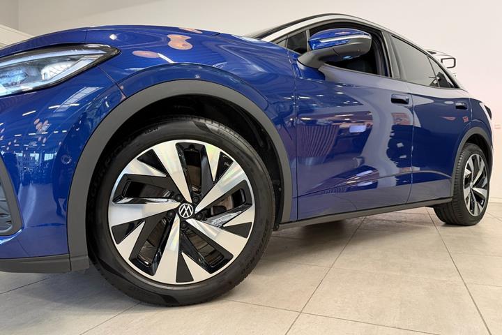 Blå VW ID.5 fra 2025