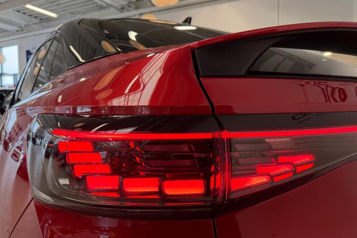 Rød VW ID.5 fra 2026