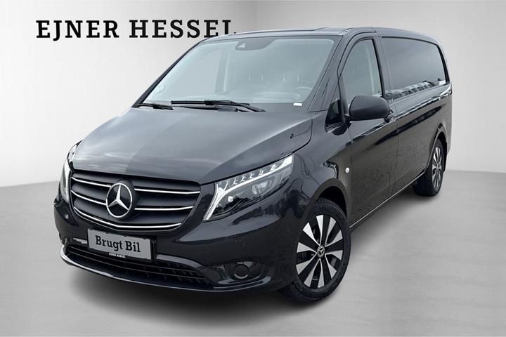 Grå Mercedes Vito 119 fra 2022
