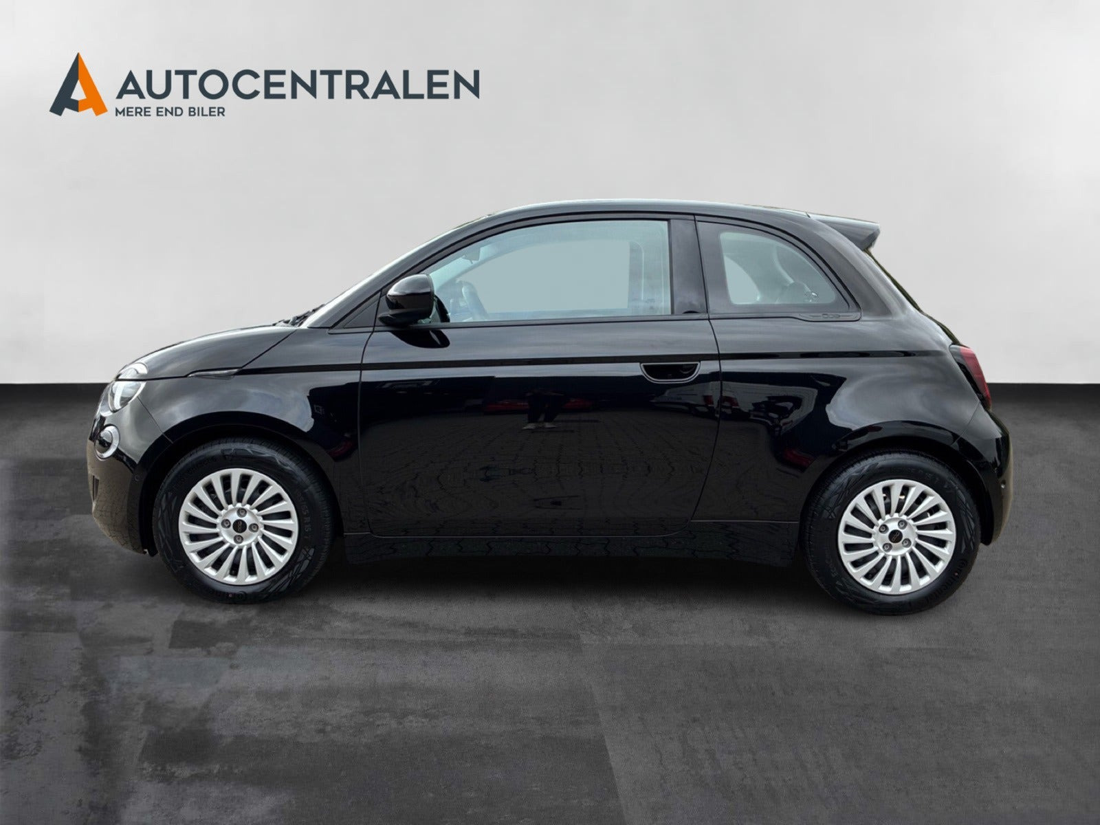 Sort Fiat 500e fra 2023